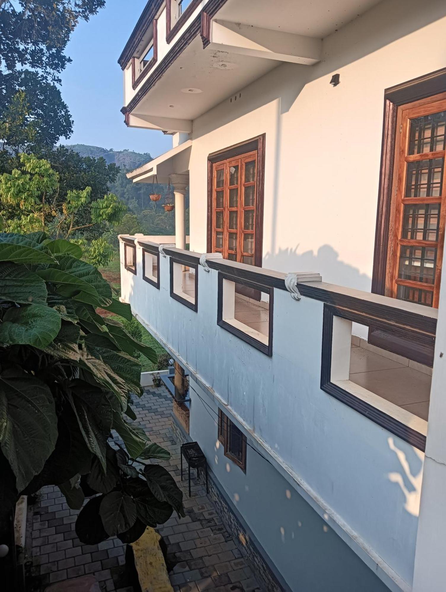 Wild Mist Homestay 蒙纳 外观 照片